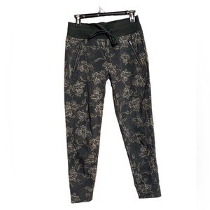 Athleta Trekkie North Printed Jogger Terra Firma Olive | Size 6